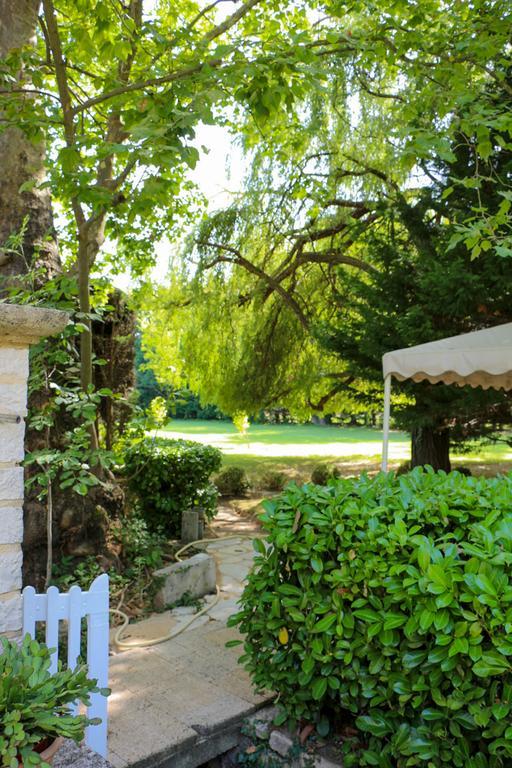 Domaine Du Moulin Hotel Saint-Laurent-des-Arbres Eksteriør billede