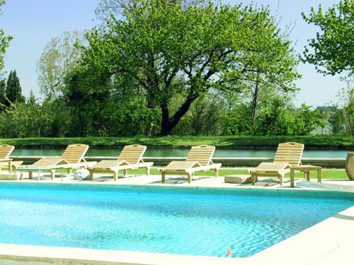 Domaine Du Moulin Hotel Saint-Laurent-des-Arbres Eksteriør billede