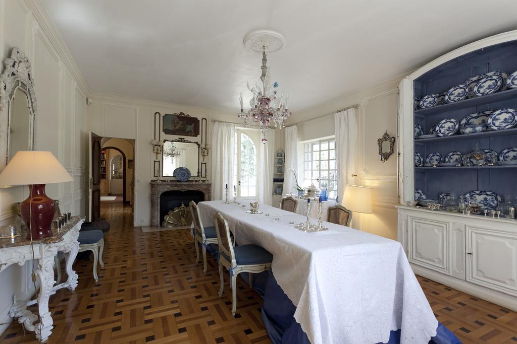Domaine Du Moulin Hotel Saint-Laurent-des-Arbres Eksteriør billede