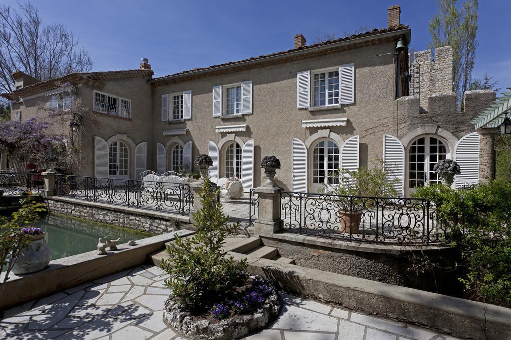 Domaine Du Moulin Hotel Saint-Laurent-des-Arbres Eksteriør billede