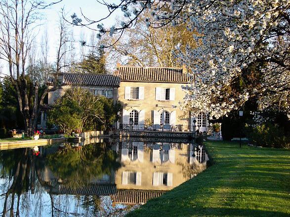 Domaine Du Moulin Hotel Saint-Laurent-des-Arbres Eksteriør billede